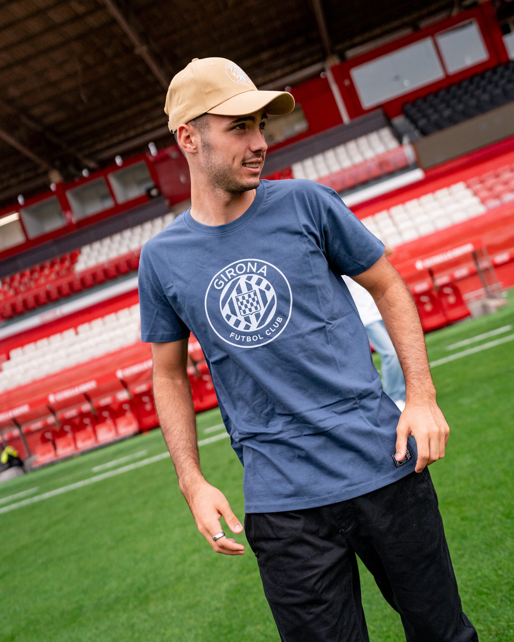 Blue T-shirt + Adult crest