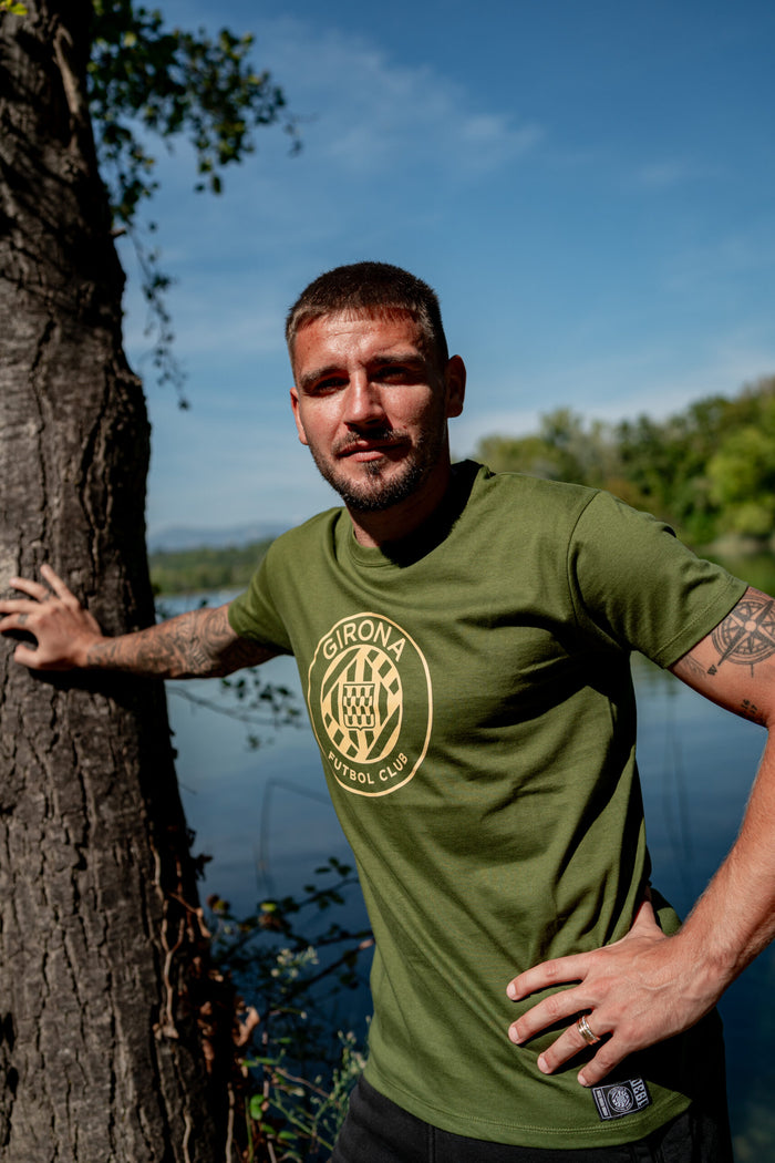 Camiseta Verde + escudo Adulto